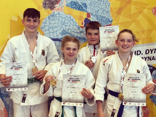 Ju-Jutsu: German Open 2022: Dreimal Gold und einmal Silber für U16-Athleten